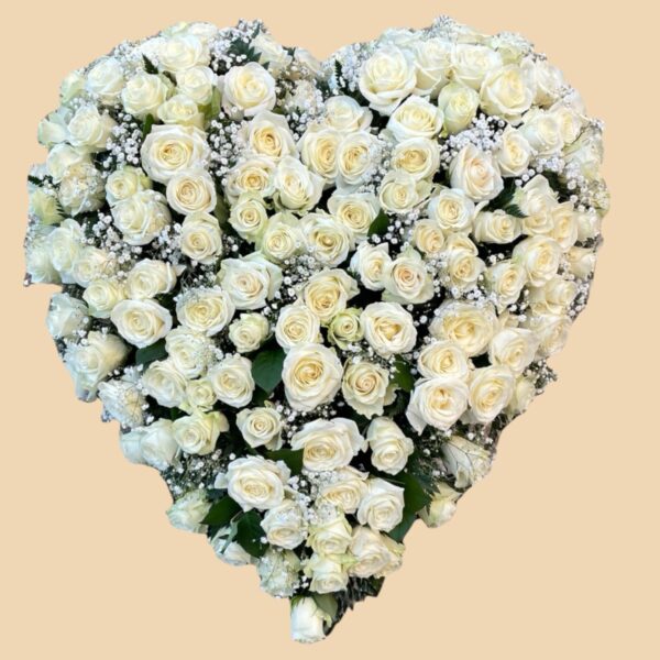 Cœur de roses blanche
